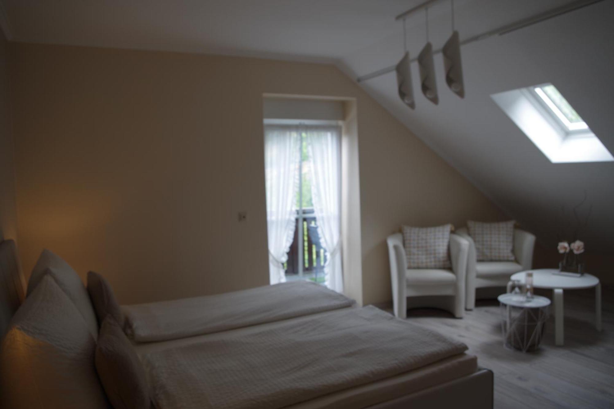 Gast Und Weinhof Beim Schneemann Hotel Valwig Buitenkant foto