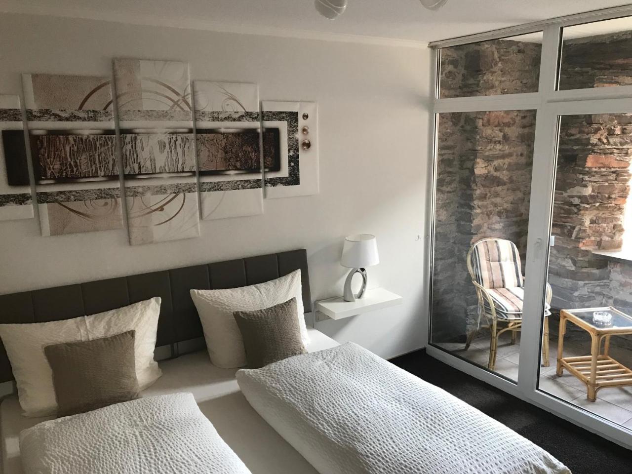 Gast Und Weinhof Beim Schneemann Hotel Valwig Buitenkant foto